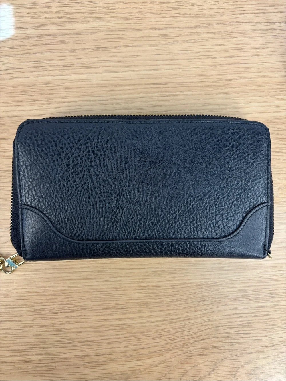 Olivia + Joy Black Faux Leather Wristlet with Gold Chain Strap LIKE NEW